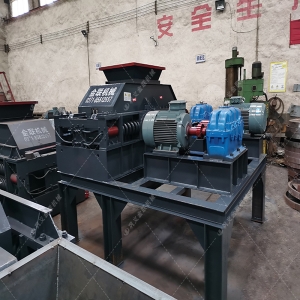 2PG800x600直聯式對輥破碎制砂機發貨圖片