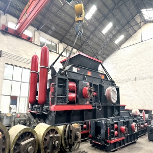 對輥制砂機在河卵石生產(chǎn)線中，如何與給料機、顎破協(xié)同？