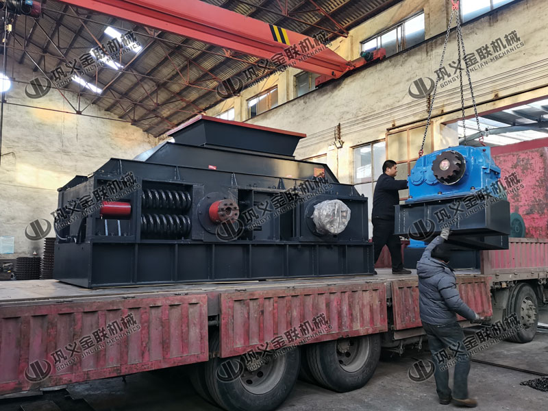 時產100噸對輥制砂機參數是多少,有哪些部分組成 時產100噸對輥制砂機參數是多少,有哪些部分組成
