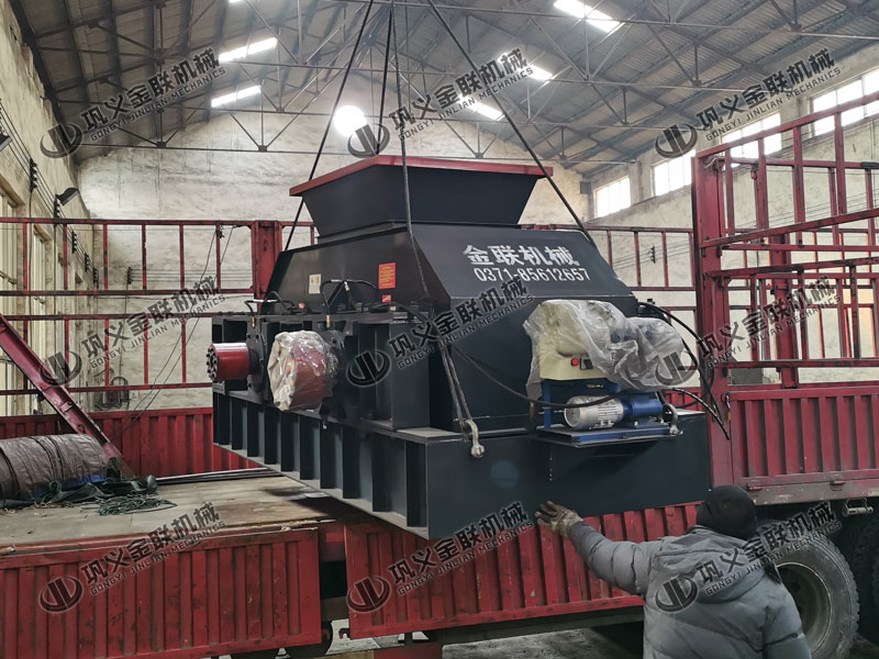 輥式粉碎機(jī)有什么特點(diǎn)，如何提高它的市場價值？