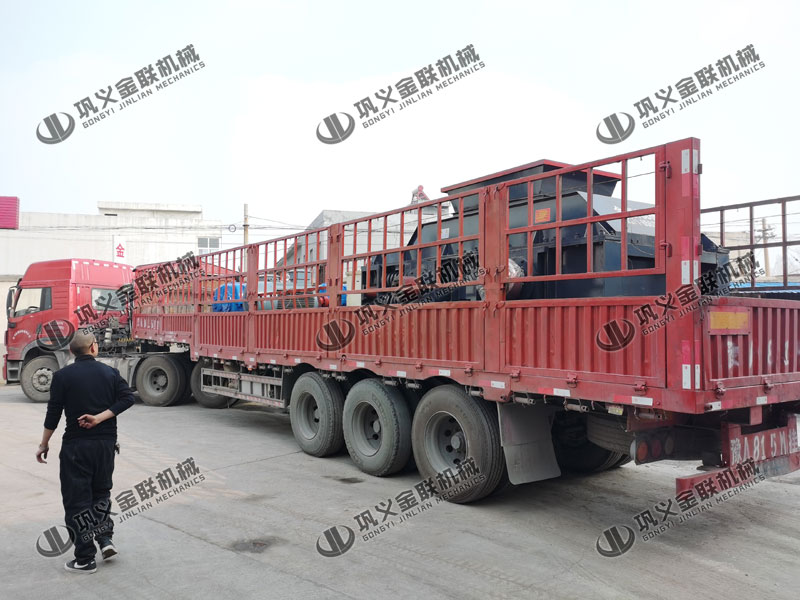 購買兩輥破碎機(jī)哪個(gè)廠家好,質(zhì)量怎樣? 購買兩輥破碎機(jī)哪個(gè)廠家好,質(zhì)量怎樣?