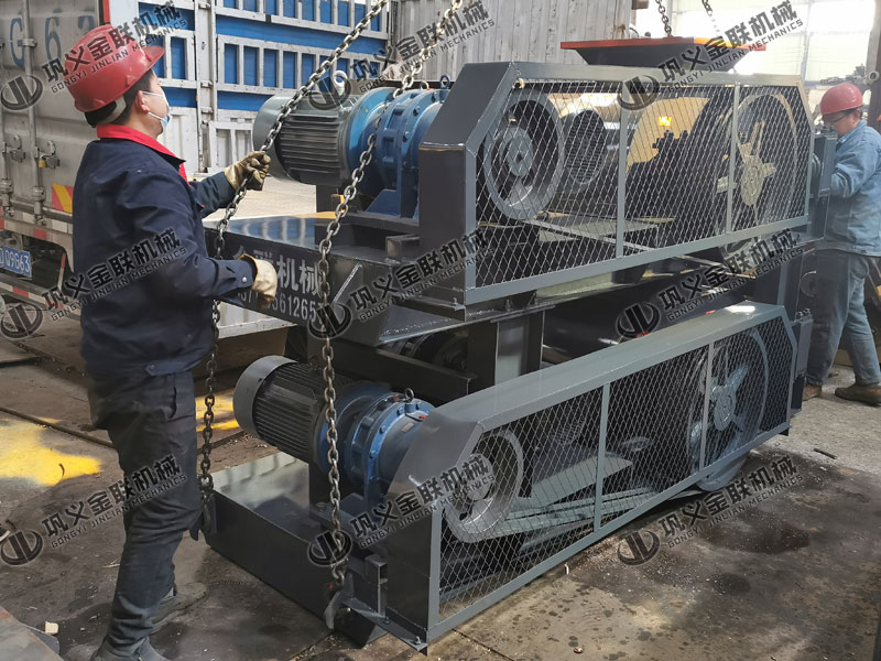 齒輥破碎機作為工業(yè)破碎生產(chǎn)線的重要破碎設(shè)備,所具有行業(yè)優(yōu)勢有哪些呢?