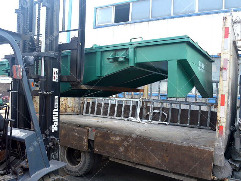 1535兩層直線振動篩發貨圖片_發往吉林長春_篩石英砂