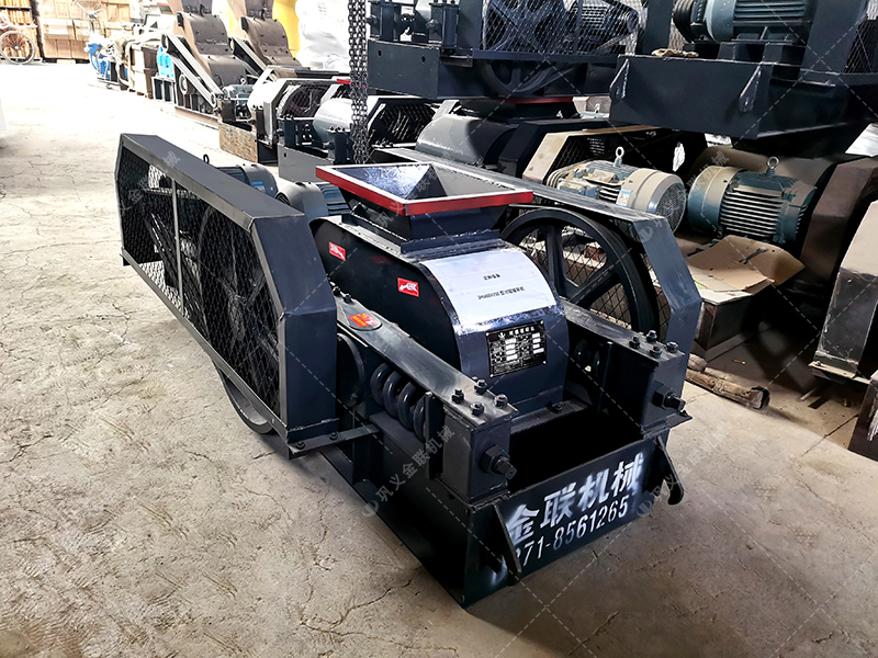 2PG400X250小型對輥破碎機(jī)發(fā)貨圖片_發(fā)往江蘇蘇州_破碎硅鐵