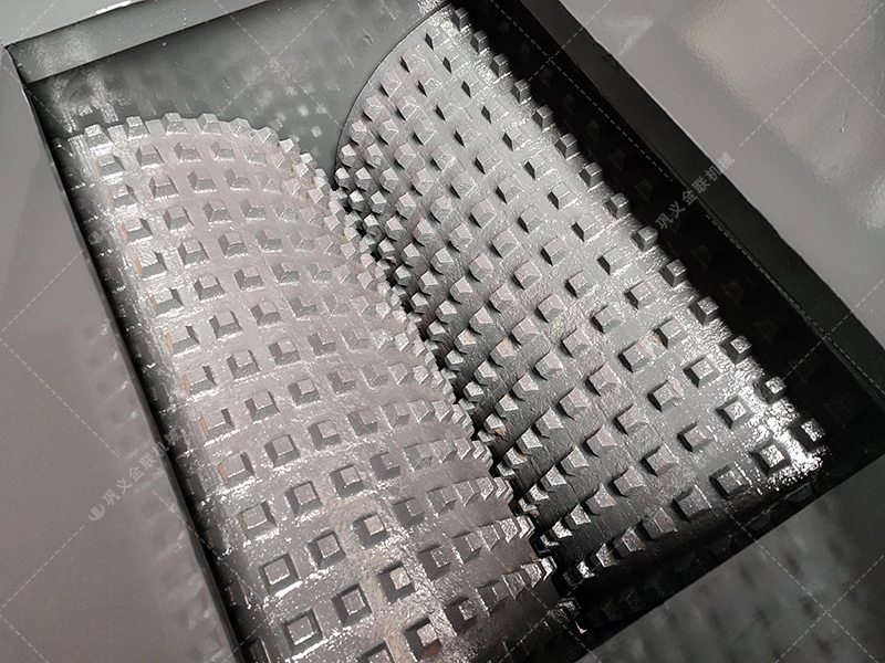 石膏破碎用什么設備?雙齒輥破碎機廠家哪家好? 石膏破碎用什么設備?雙齒輥破碎機廠家哪家好?