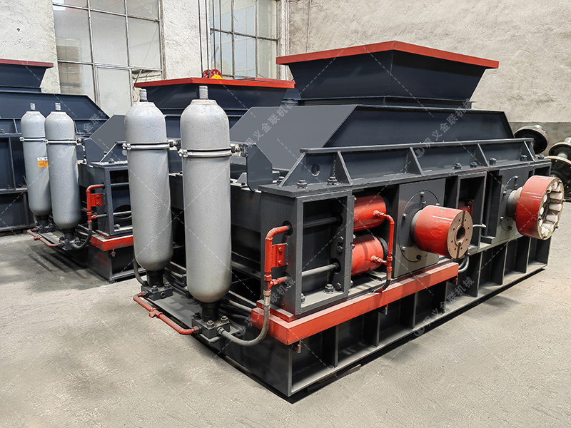 液壓對輥制砂機破碎一噸瓜米石,能出多少砂子? 液壓對輥制砂機破碎一噸瓜米石,能出多少砂子?