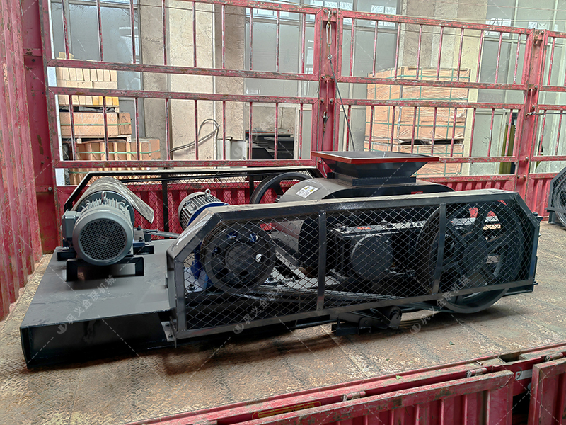 焦炭雙齒輥破碎機(jī)結(jié)構(gòu)組成和設(shè)備優(yōu)點(diǎn)有哪些? 焦炭雙齒輥破碎機(jī)結(jié)構(gòu)組成和設(shè)備優(yōu)點(diǎn)有哪些?