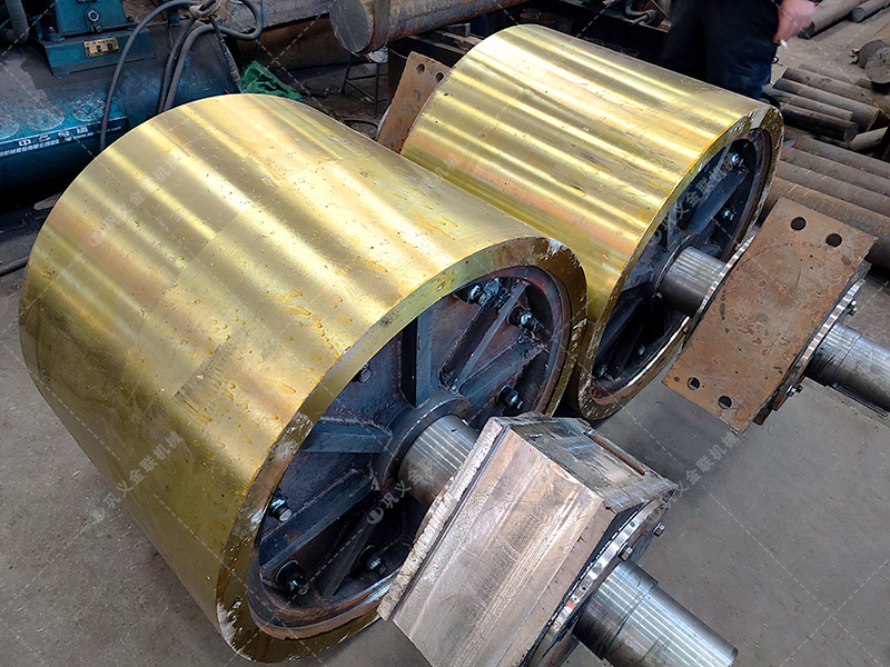 時產80-100噸液壓對輥破碎機用哪個型號，多少錢一臺？