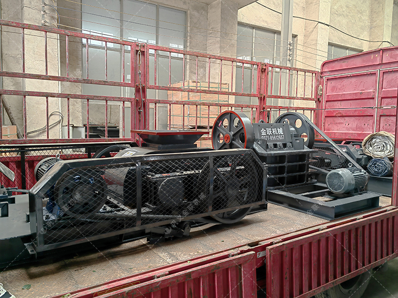 不挑食的 “實力派”：雙齒輥破碎機如何輕松應對礦石開采中的多樣物料？?