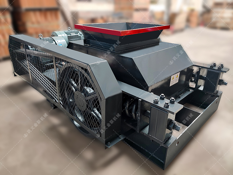 除了價(jià)格,選擇雙齒輥破碎機(jī)更應(yīng)關(guān)注哪些長(zhǎng)期效益指標(biāo)? 除了價(jià)格,選擇雙齒輥破碎機(jī)更應(yīng)關(guān)注哪些長(zhǎng)期效益指標(biāo)?