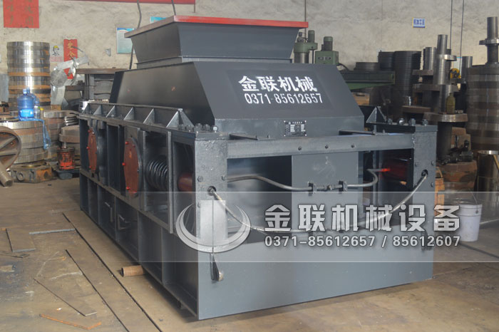 對(duì)輥破碎機(jī)